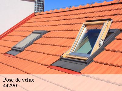 Pose de velux  44290